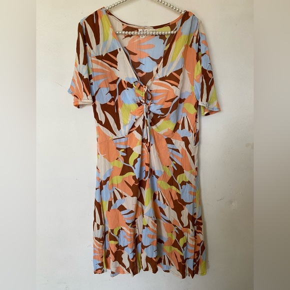 Roxy Colorful summer Beach vacation Floral V-Neck Dress - Picture 2 of 7